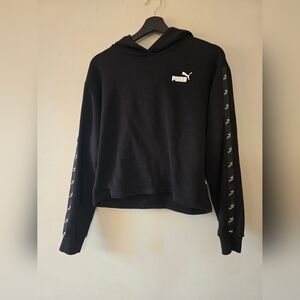 PUMA Black Logo Hooded Women's Cropped Sweatshirt